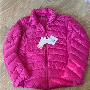 NWT Uniqlo Women’s Ultra Light Down Jacket